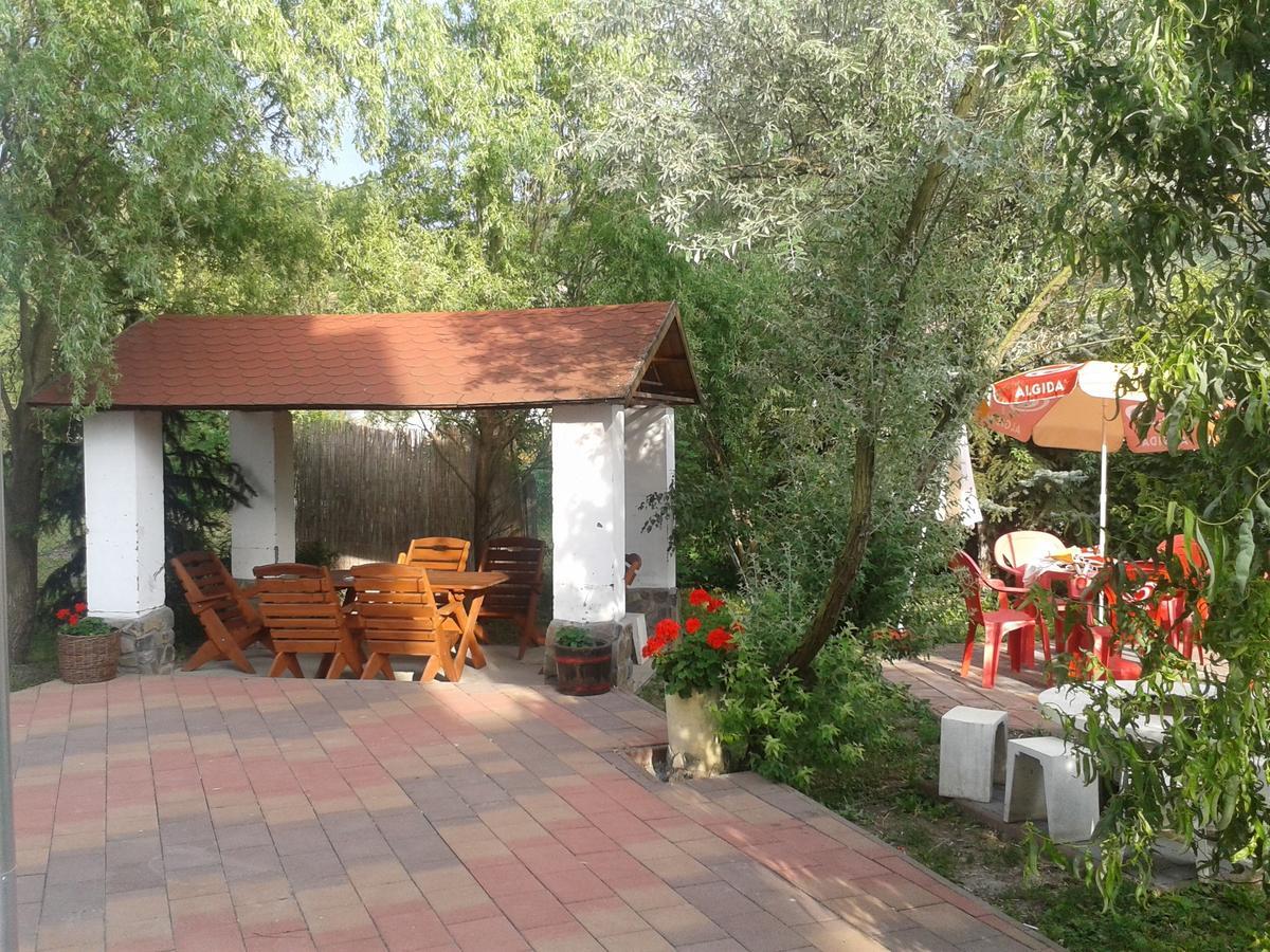 Bed and Breakfast Felso Fogado à Felsőtold Extérieur photo