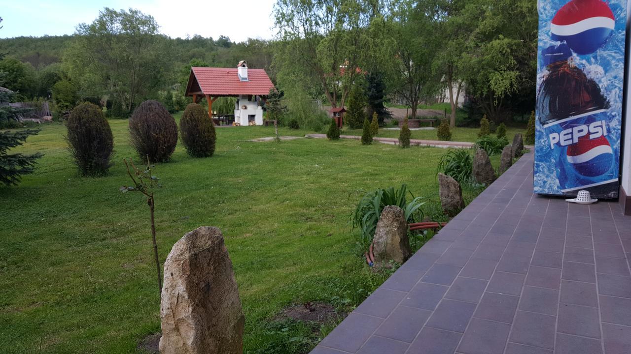 Bed and Breakfast Felso Fogado à Felsőtold Extérieur photo