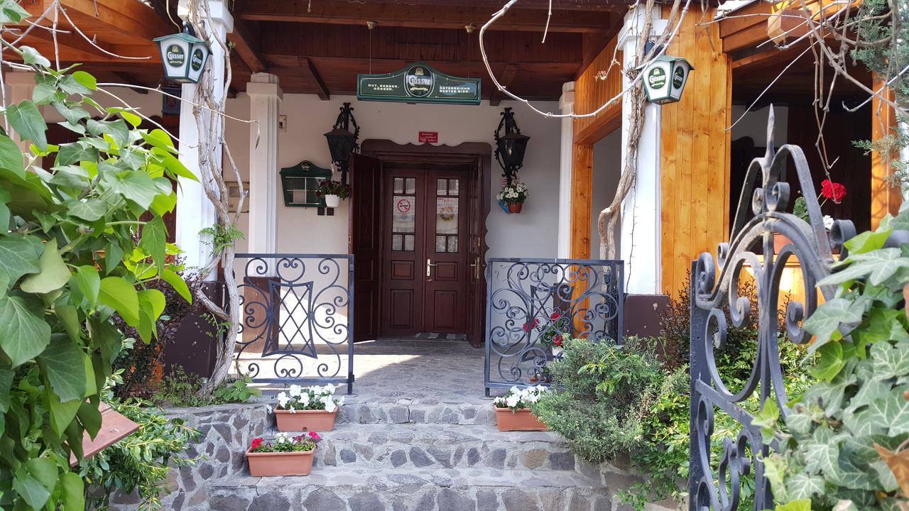 Bed and Breakfast Felso Fogado à Felsőtold Extérieur photo